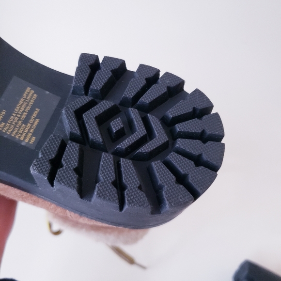 Steve Madden Aniko Lugg Sole Boots - Picture 9 of 11